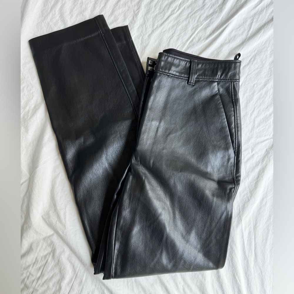 ARITZIA BABATON COMMAND PANTS